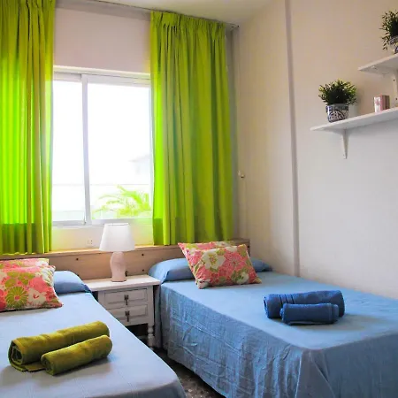 Atico Con Gran Terraza Appartement